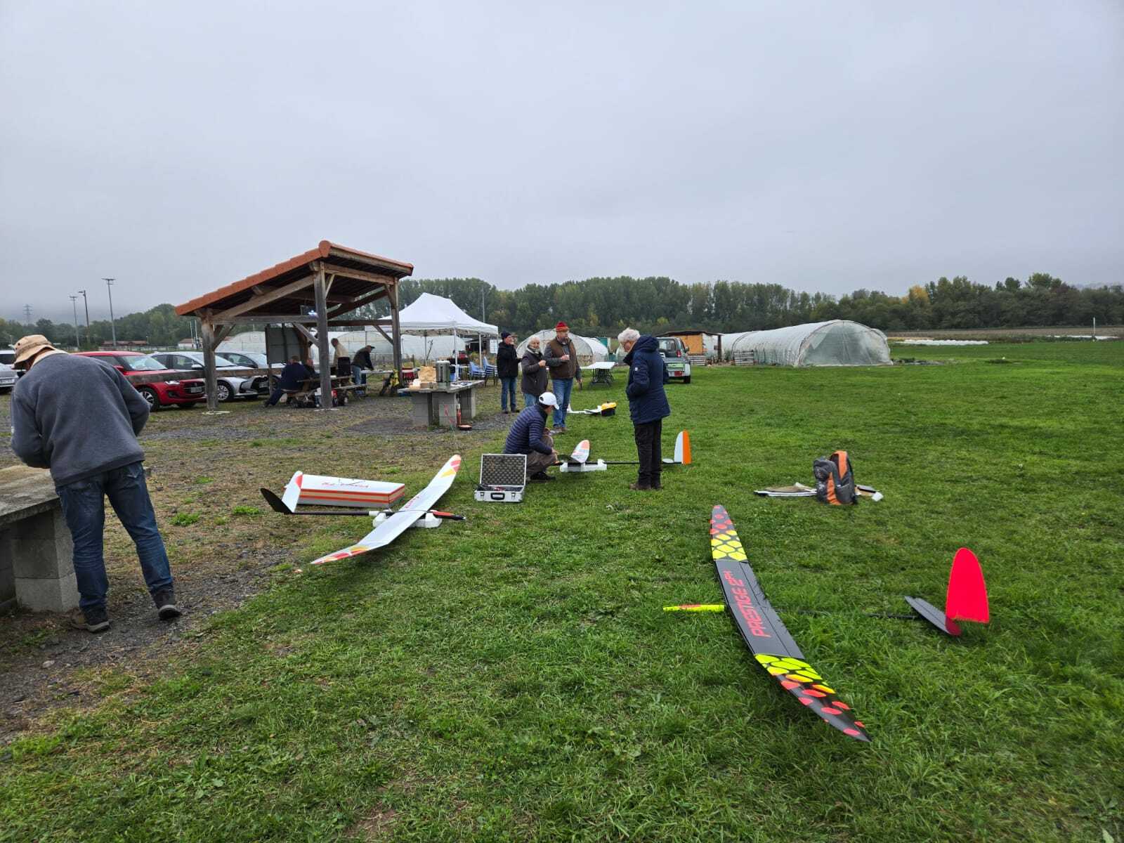 PHOTOS - Concours F5J du 12 octobre 2025