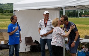 Merci à Anne-Marie Guillaumin, adjointe à la culture à la mairie des Martres-de-Veyre, de participer à la remise des prix